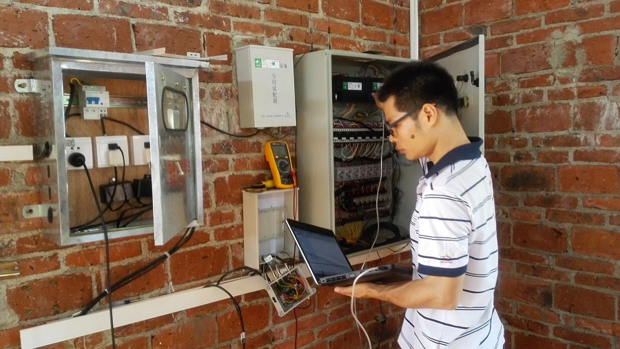 廣東徐聞縣行業(yè)級(jí)農(nóng)業(yè)科技示范園嫁接智慧農(nóng)業(yè)實(shí)現(xiàn)智能種植管理