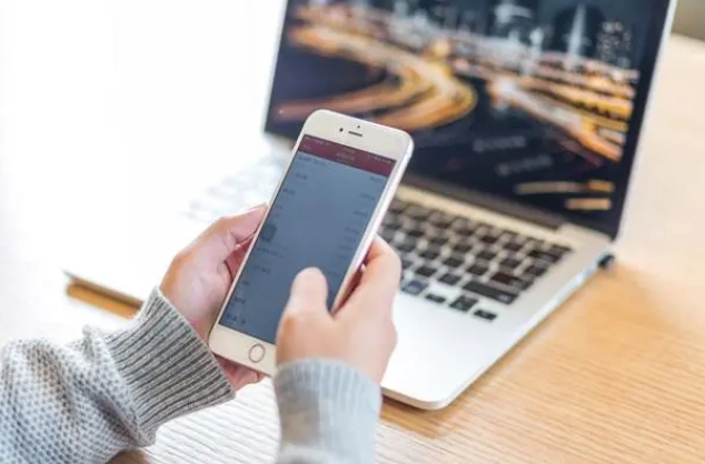 高端網(wǎng)頁設(shè)計頁面線條的使用 高端網(wǎng)頁設(shè)計頁面線條的使用